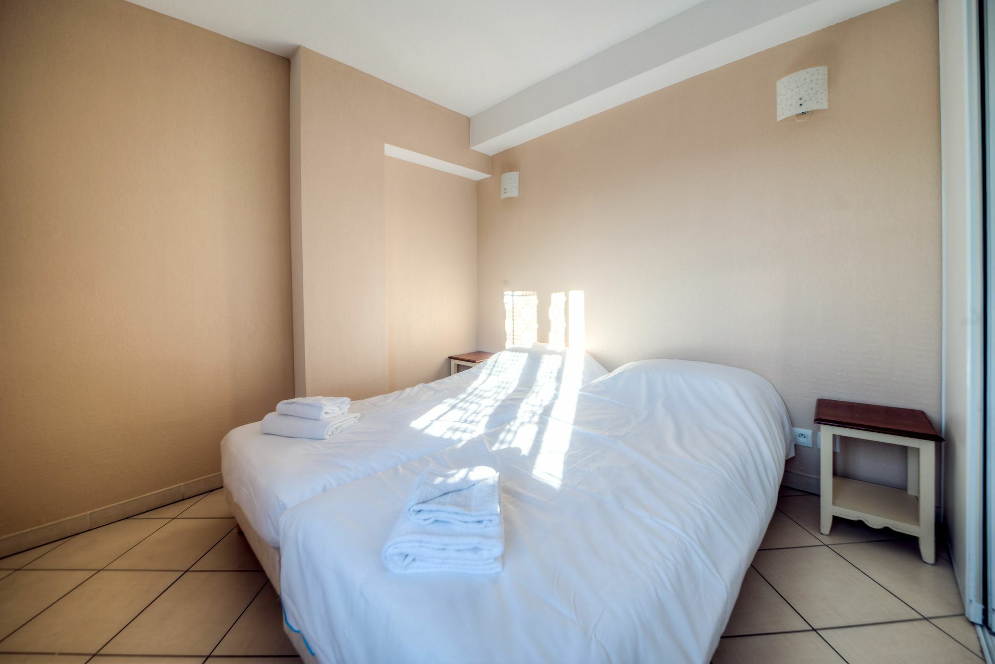Comfort Aparthotel Frejus La Tour De Mare Exterior photo